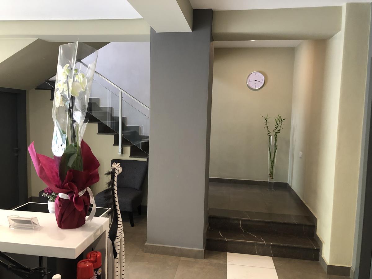 Soleo Hotel Tirana Bagian luar foto