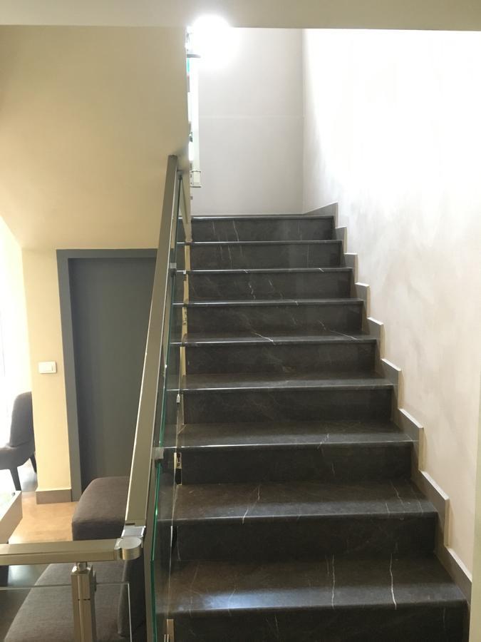 Soleo Hotel Tirana Bagian luar foto